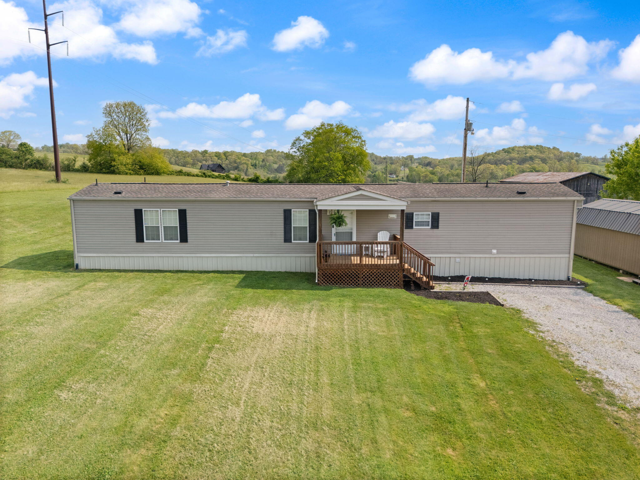 168 Victory Greenmount Road London, KY 40741 - Photo 41 of 64 40-web-or-mls-DJI_20250429104204_0385_D