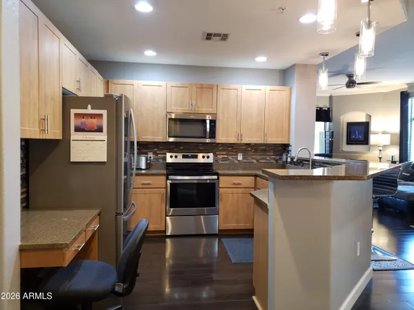 $2,200 | 11640 North Tatum Boulevard, Unit 1007, Phoenix, AZ 85028