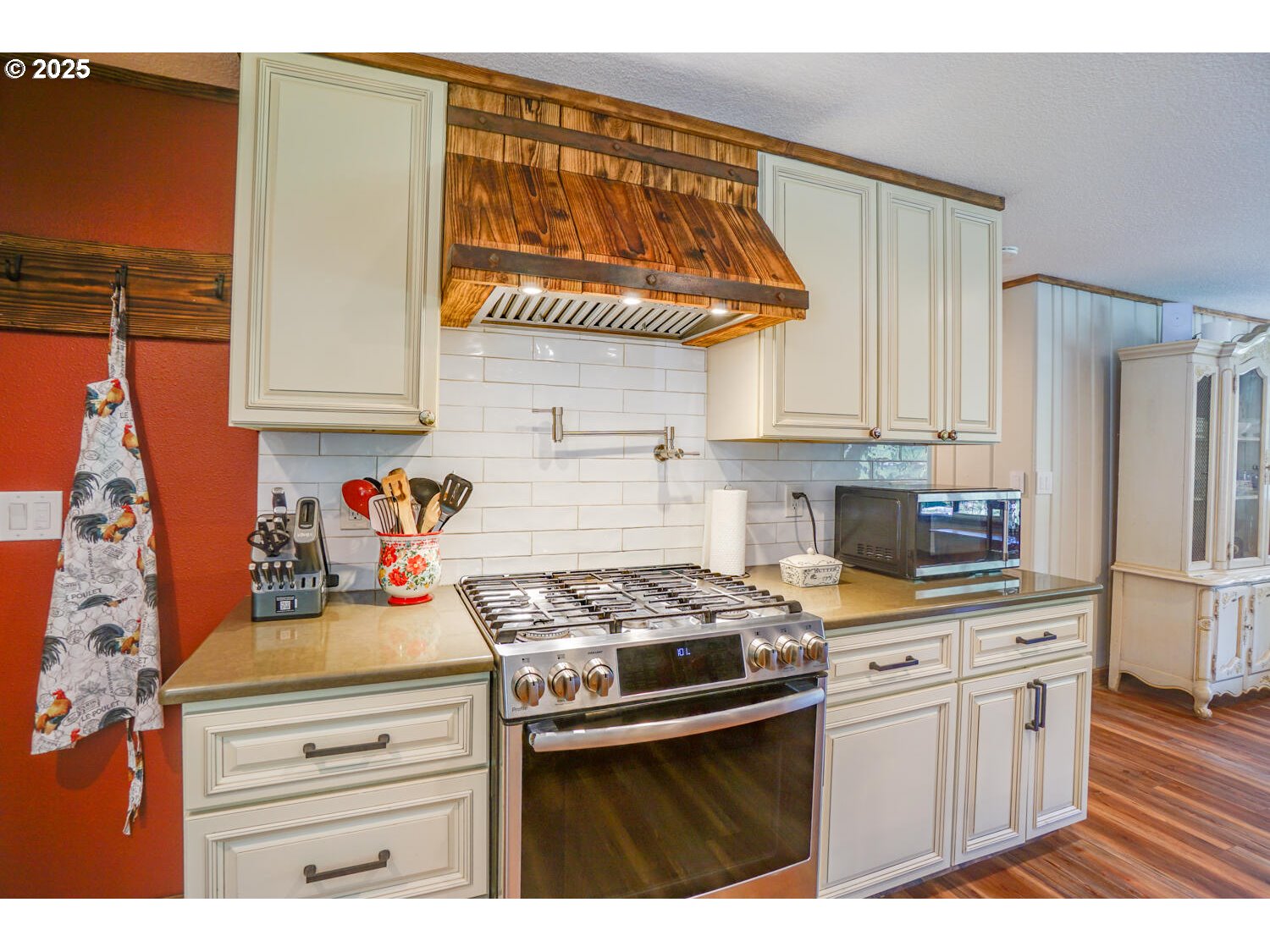 19910 Northeast 356th Street Yacolt, WA 98675 - Photo 5 of 47