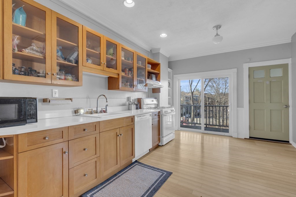 201 High Street, Unit 3 Brookline, MA 02445 - Photo 7 of 14