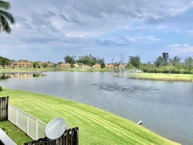 $2,070 | 5200 Northwest 31st Avenue, Unit 32, Fort Lauderdale, FL 33309