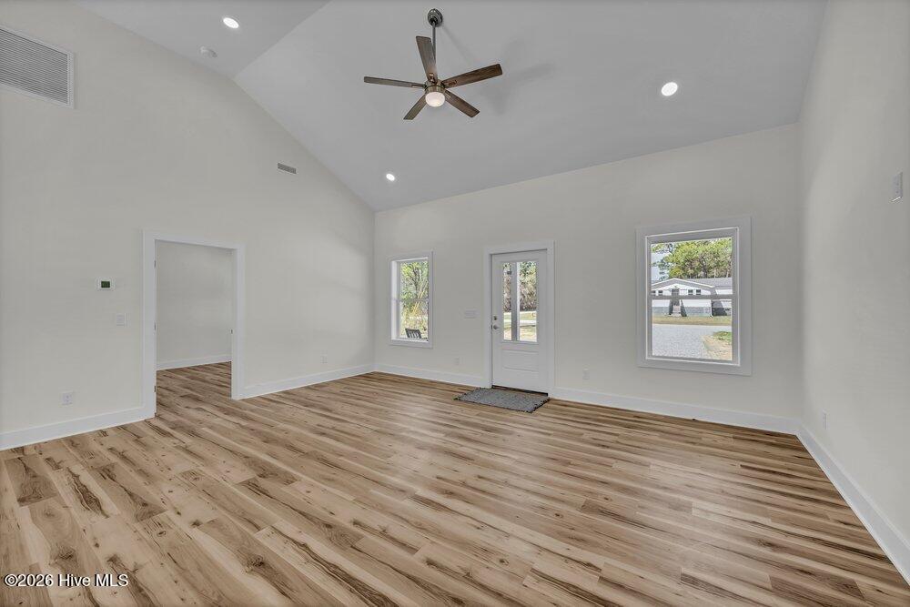 280 Charlestown Road Boiling Spring Lakes, NC 28461 - Photo 5 of 30 Living Room