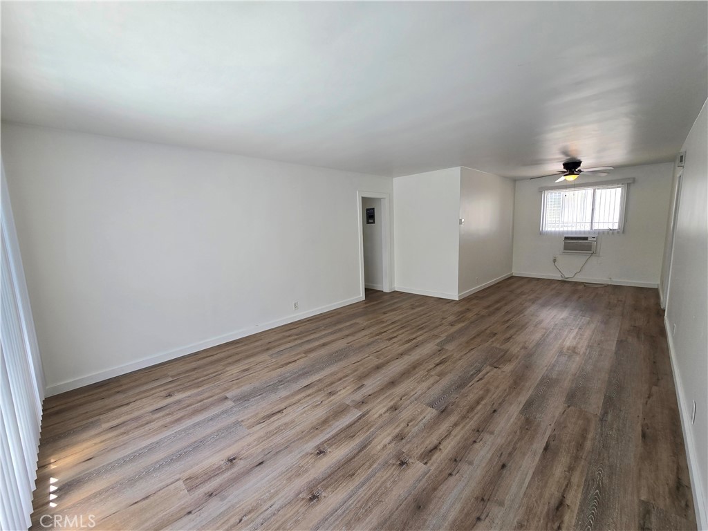 439 Le Doux Road, Unit 1 Los Angeles, CA 90048 - Photo 3 of 24