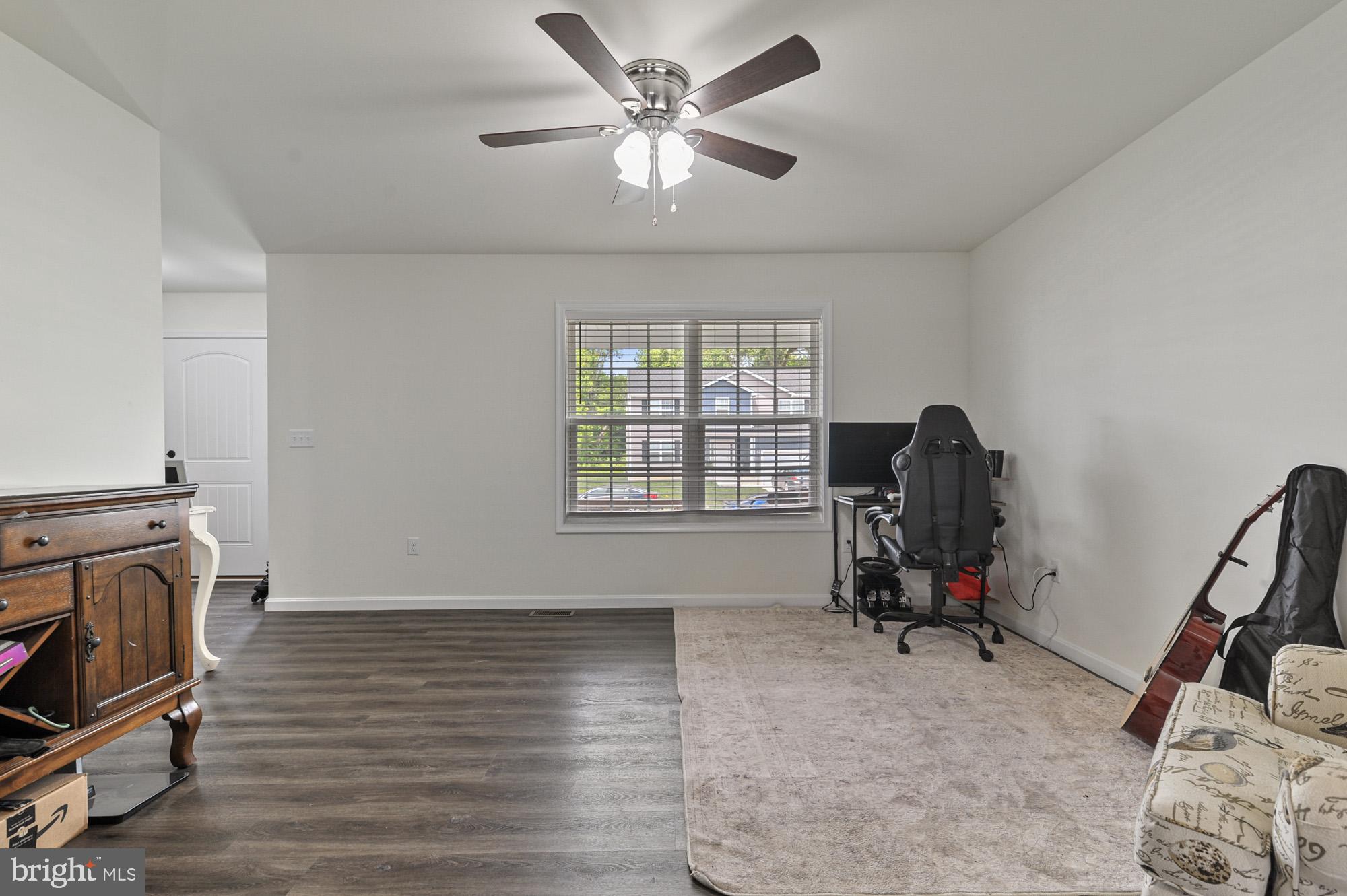 150 Cilento Drive Magnolia, DE 19962 - Photo 9 of 26 Living Room