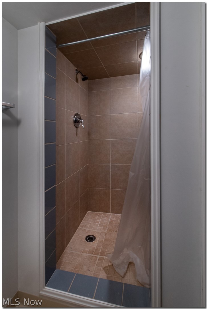 5355 Summit Road Cleveland, OH 44124 - Photo 23 of 23