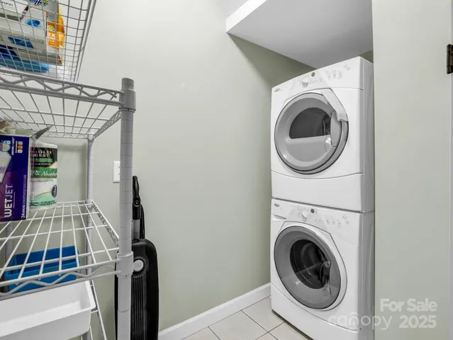 $424,500 | 89 Victoria Park Drive, Hendersonville, NC 28792