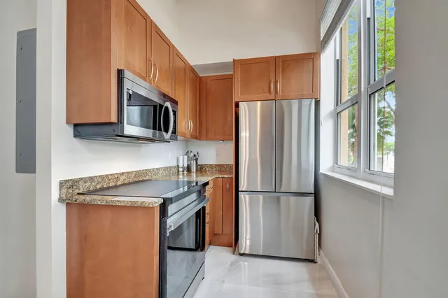 $4,500 | 350 North Federal Highway, Unit 103, Boynton Beach, FL 33435