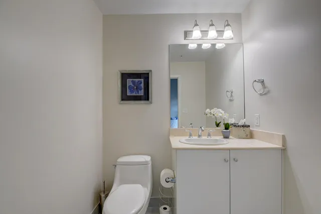 $4,500 | 350 North Federal Highway, Unit 103, Boynton Beach, FL 33435