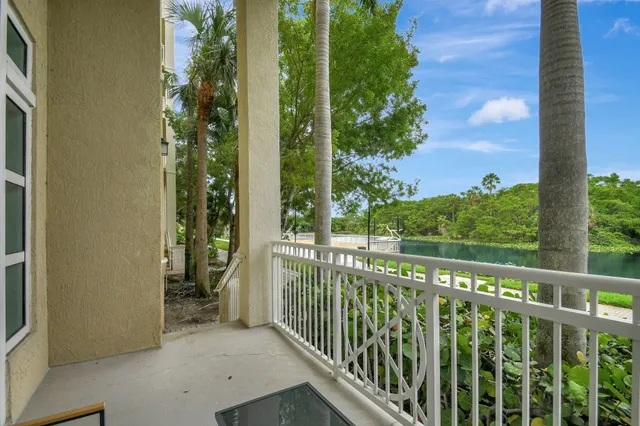 $4,500 | 350 North Federal Highway, Unit 103, Boynton Beach, FL 33435