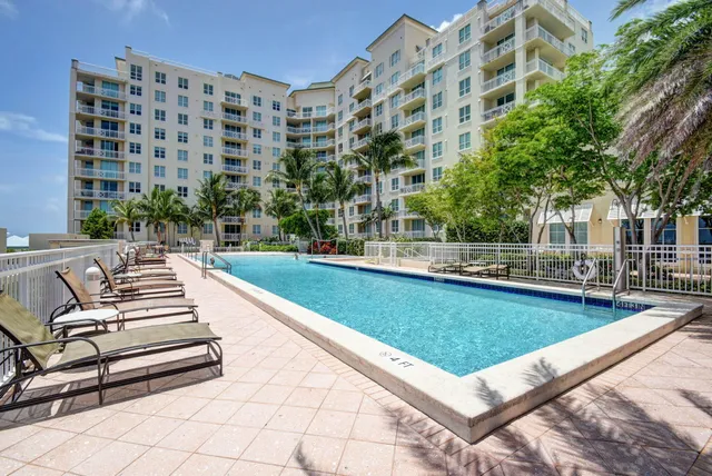 $4,500 | 350 North Federal Highway, Unit 103, Boynton Beach, FL 33435