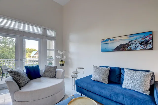 $4,500 | 350 North Federal Highway, Unit 103, Boynton Beach, FL 33435