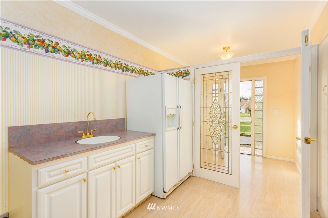 7446 Hannegan Road Lynden, WA 98264 - Photo 14 of 40