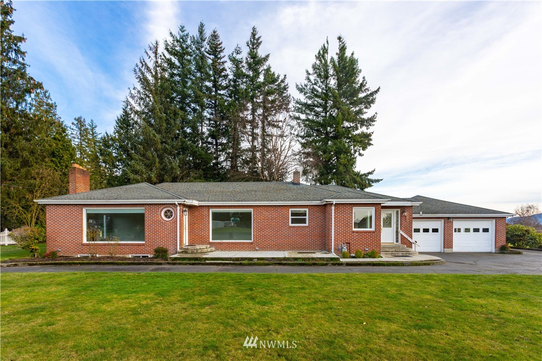 7446 Hannegan Road Lynden, WA 98264 - Photo 5 of 40