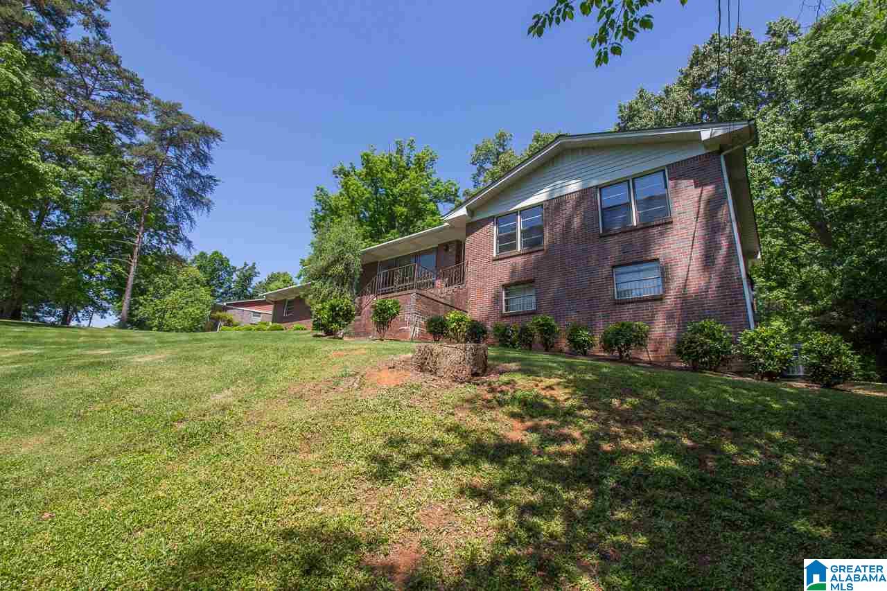 620 Portercrest Road Graysville, AL 35073 - Photo 3 of 45