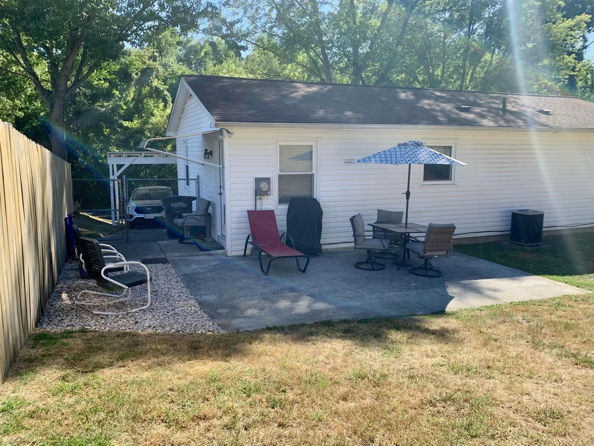 1026 Niagara Road Vinton, VA 24179 - Photo 19 of 21 IMG_2774