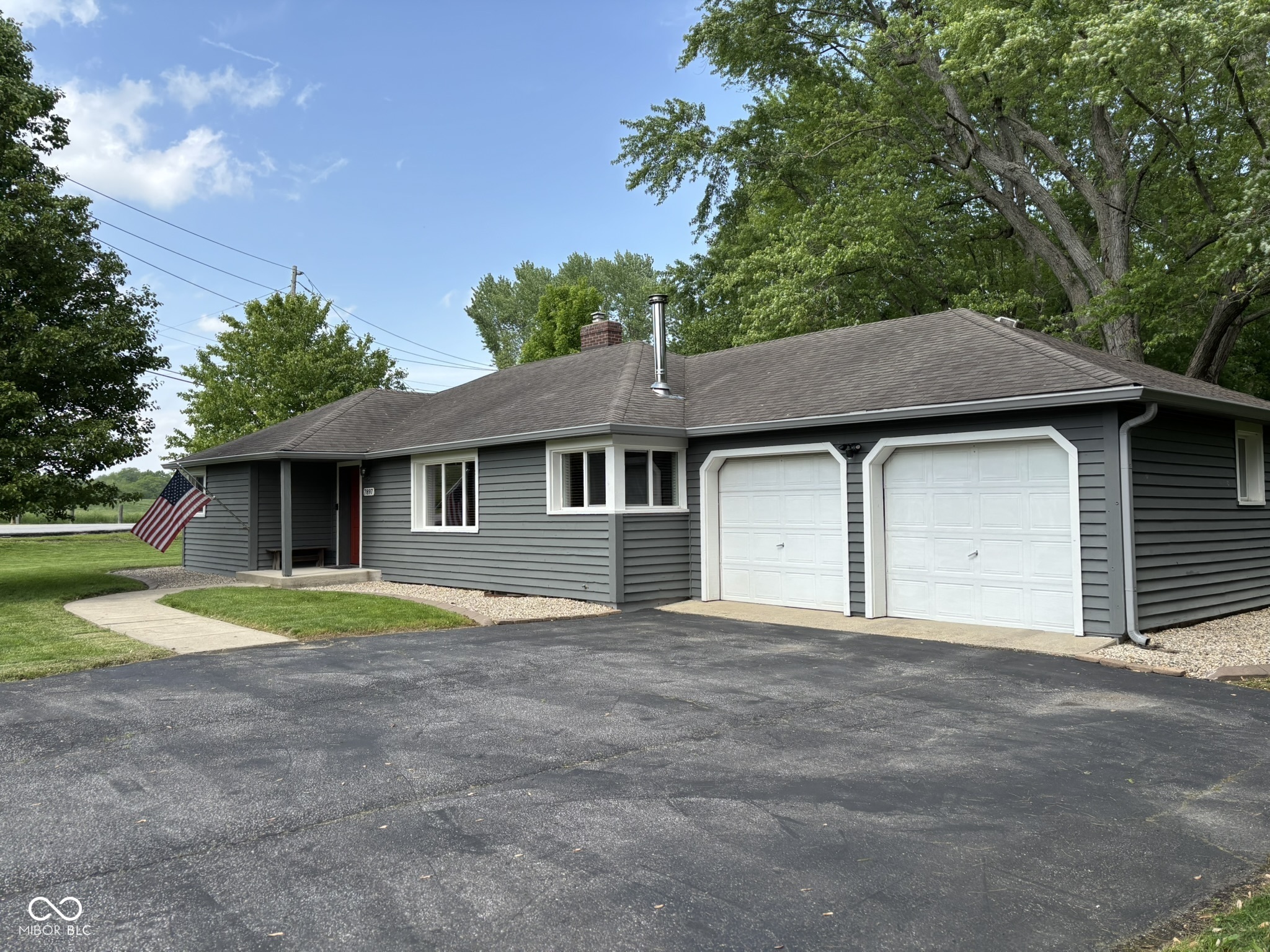 7897 Moore Road Indianapolis, IN 46278 - Photo 2 of 37 Gallery Image 2
