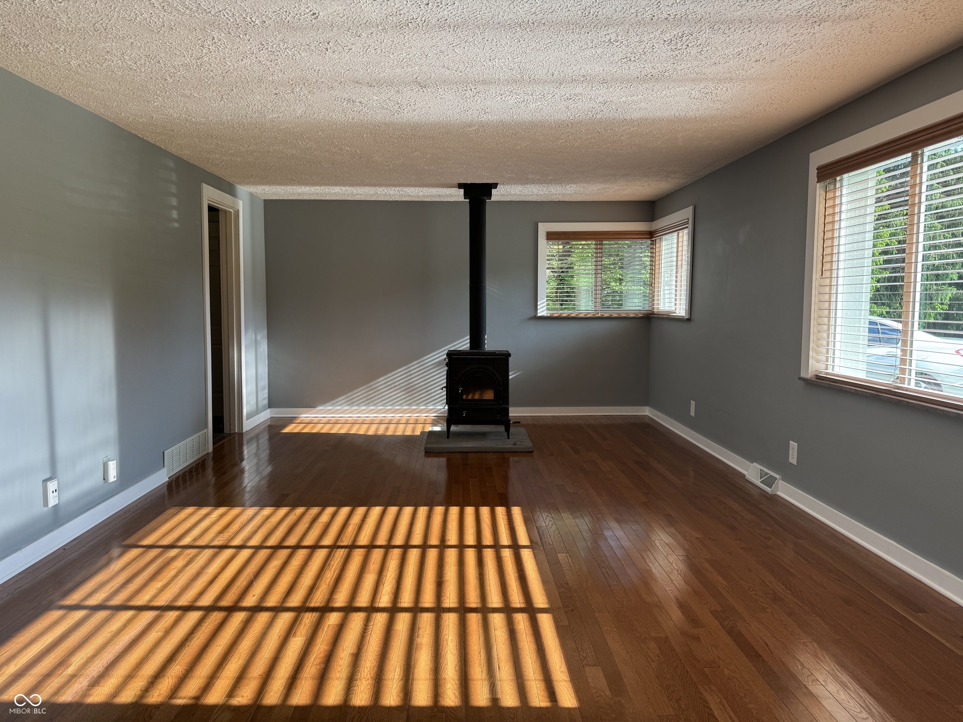 7897 Moore Road Indianapolis, IN 46278 - Photo 8 of 37 Gallery Image 8