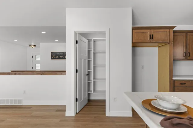 $406,900 | W5626 Tonys Way, Appleton, WI 54915