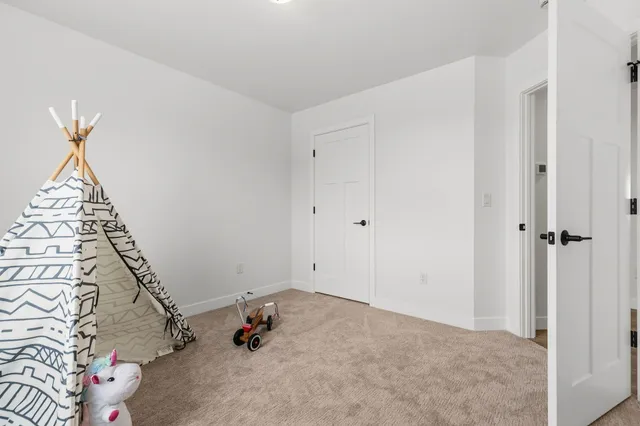 $406,900 | W5626 Tonys Way, Appleton, WI 54915