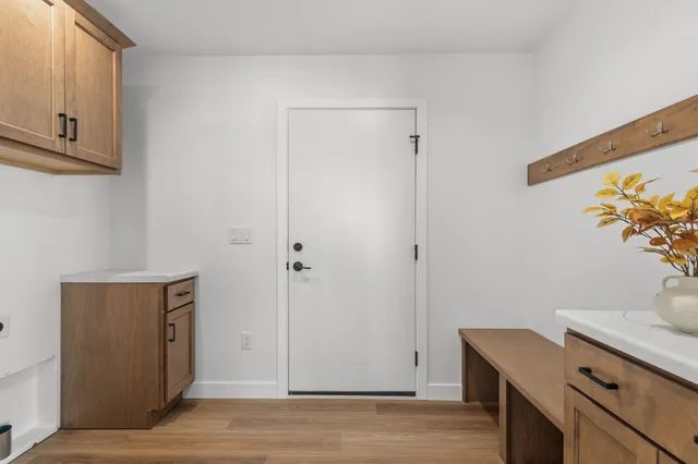 $406,900 | W5626 Tonys Way, Appleton, WI 54915