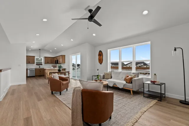 $406,900 | W5626 Tonys Way, Appleton, WI 54915