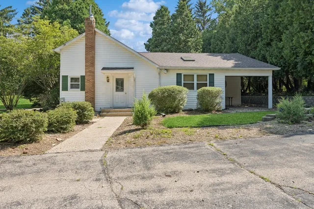 $3,250,000 | W1800 County Road B, Bloomfield, WI 53128