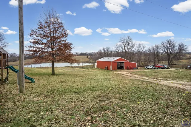 $515,000 | 10010 Hwy K-16 Holton Ks 66436, Holton, KS 66436
