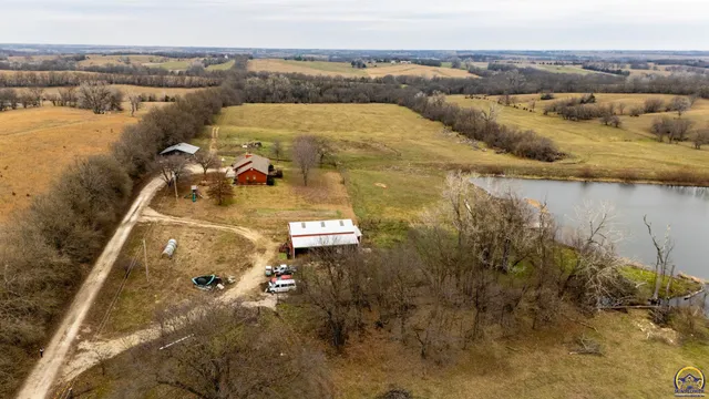 $515,000 | 10010 Hwy K-16 Holton Ks 66436, Holton, KS 66436