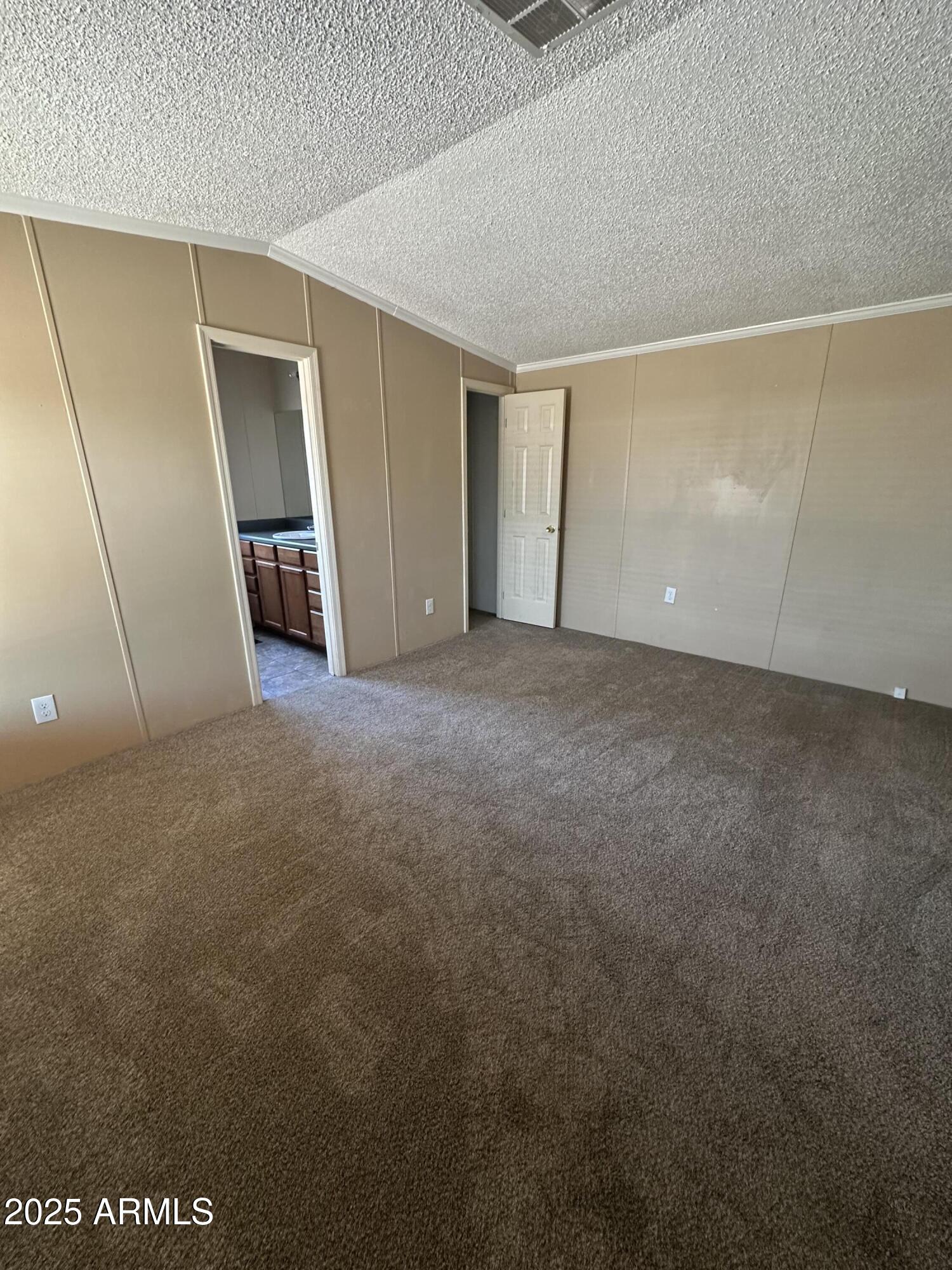 757 North Dapple Road Apache Junction, AZ 85119 - Photo 7 of 9