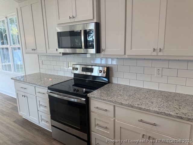 520 South Lincoln Street Benson, NC 27504 - Photo 6 of 24