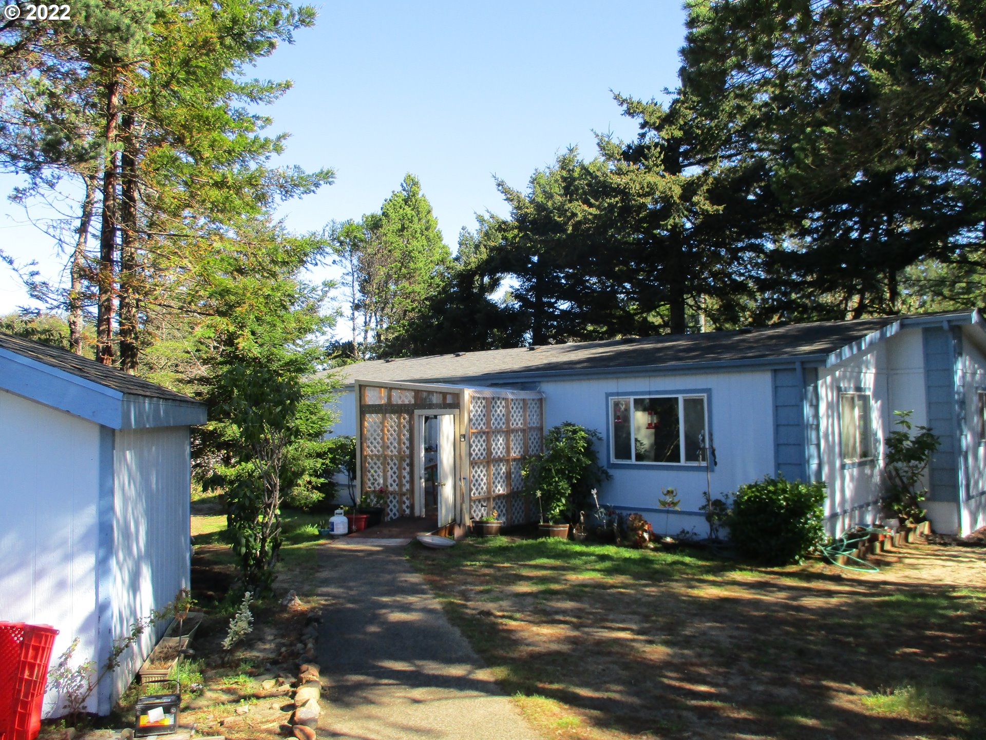 1601 Rhododendron Drive, Unit 691 Florence, OR 97439 - Photo 1 of 29 Gallery Image 1