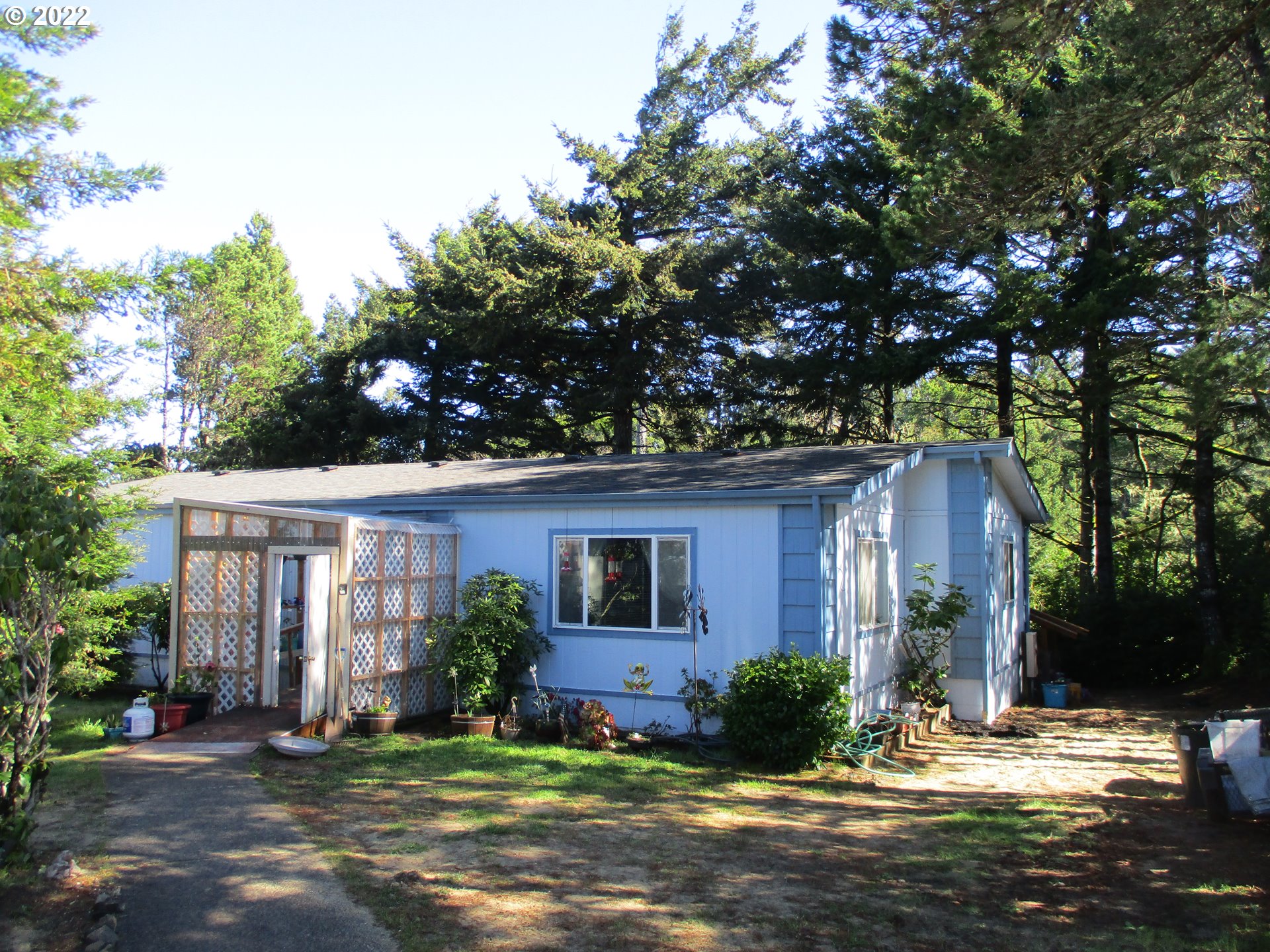 1601 Rhododendron Drive, Unit 691 Florence, OR 97439 - Photo 2 of 29 Gallery Image 2
