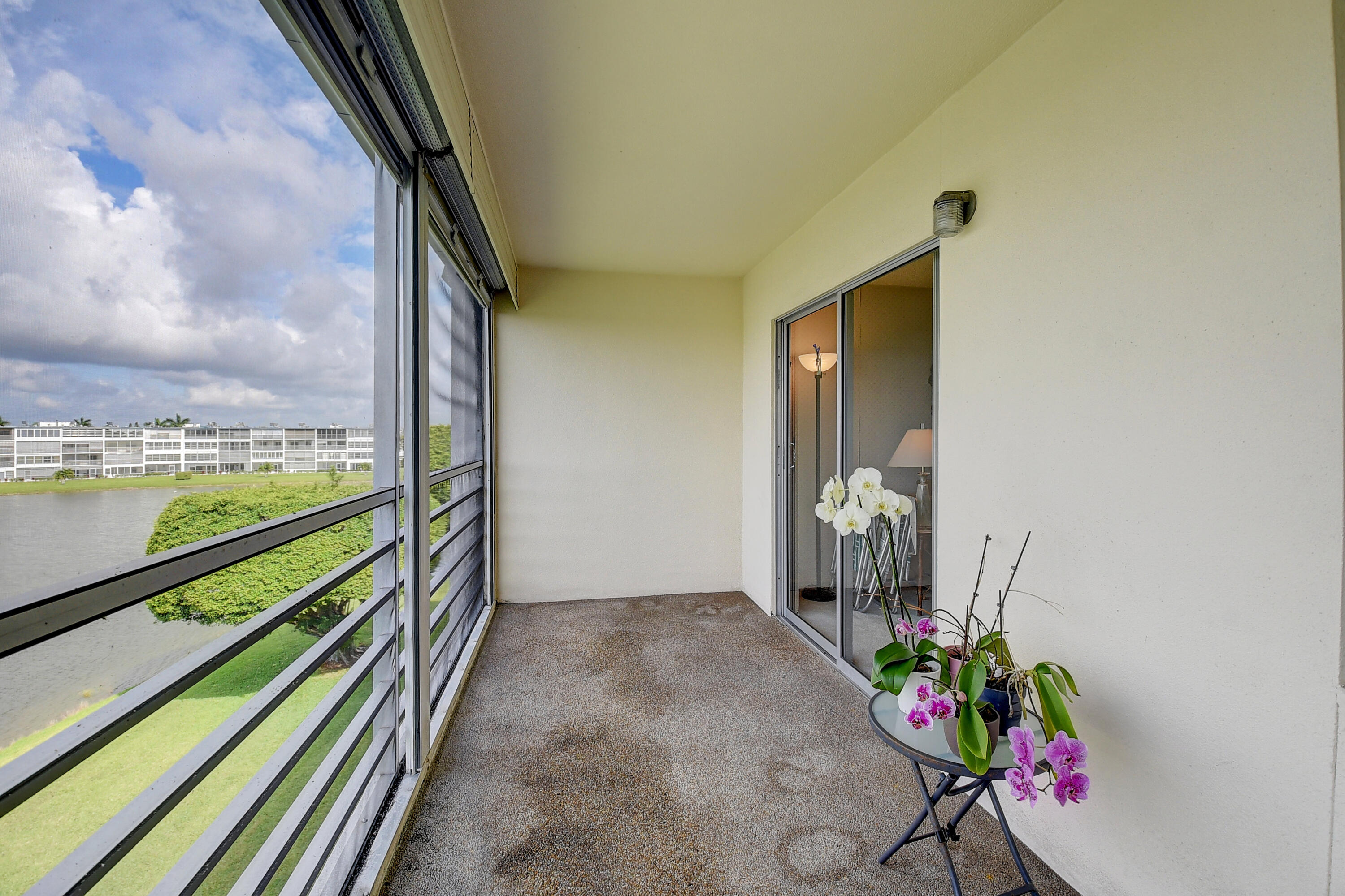 4076 Guildford East Boca Raton, FL 33434 - Photo 22 of 52 PATIO