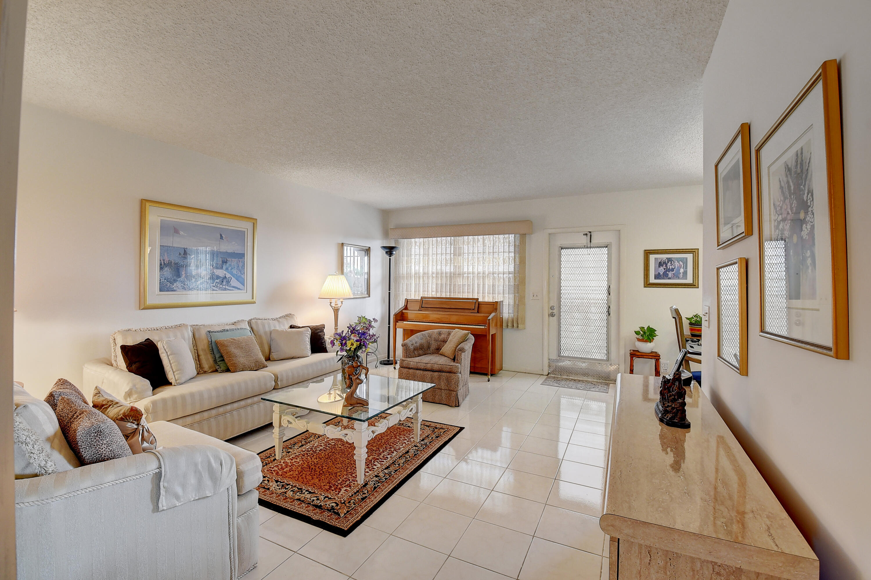 4076 Guildford East Boca Raton, FL 33434 - Photo 6 of 52 LIVING ROOM