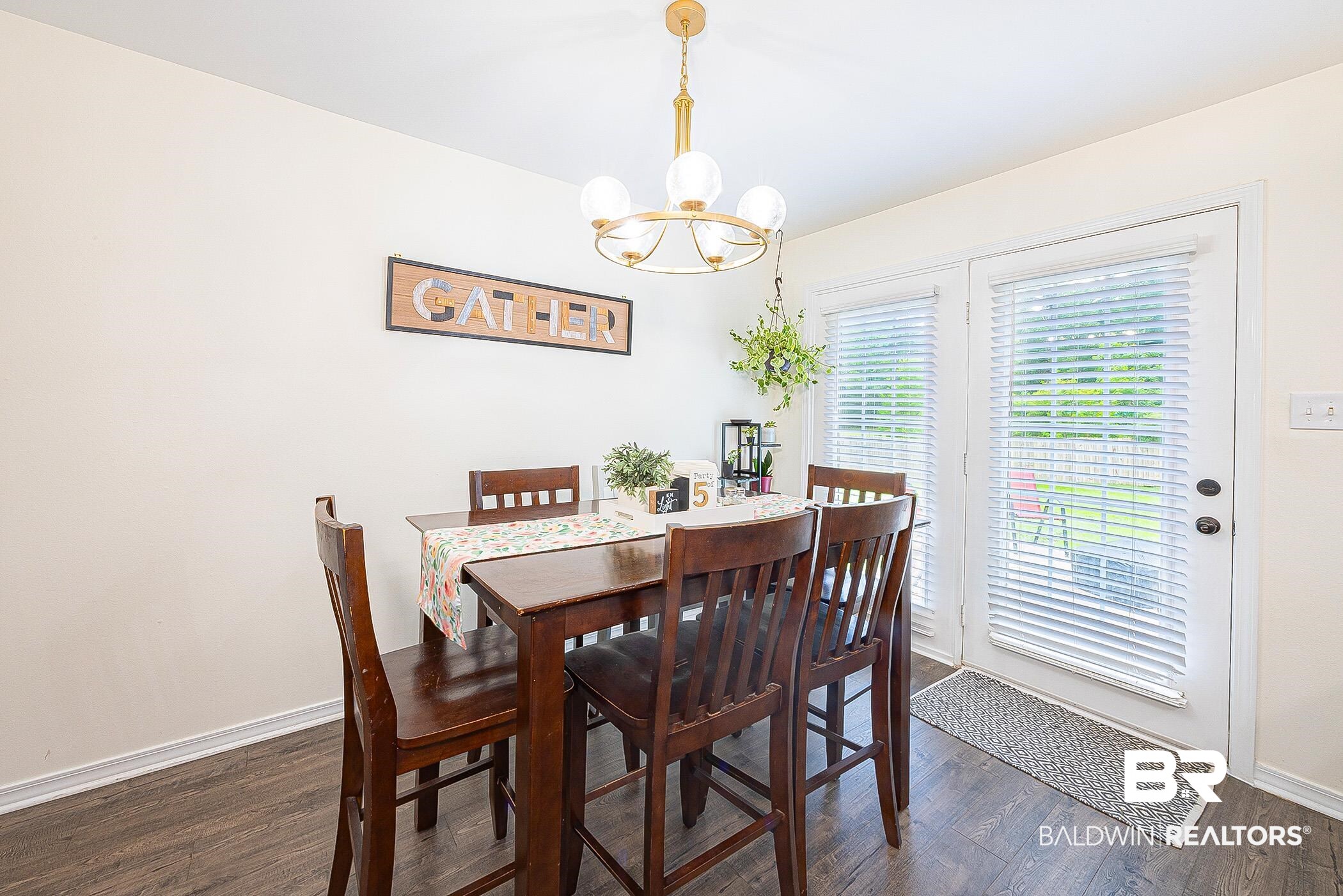 5304 Lansdowne Drive Mobile, AL 36693 - Photo 9 of 28 Dining Area