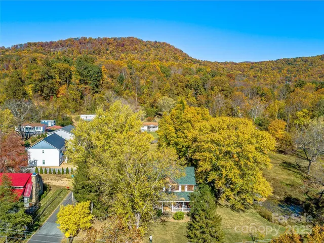 $599,500 | 551 Bee Tree Road, Swannanoa, NC 28778