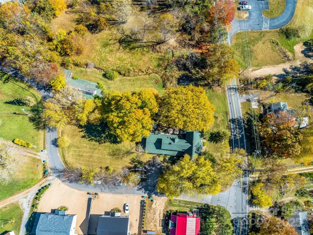 $599,500 | 551 Bee Tree Road, Swannanoa, NC 28778