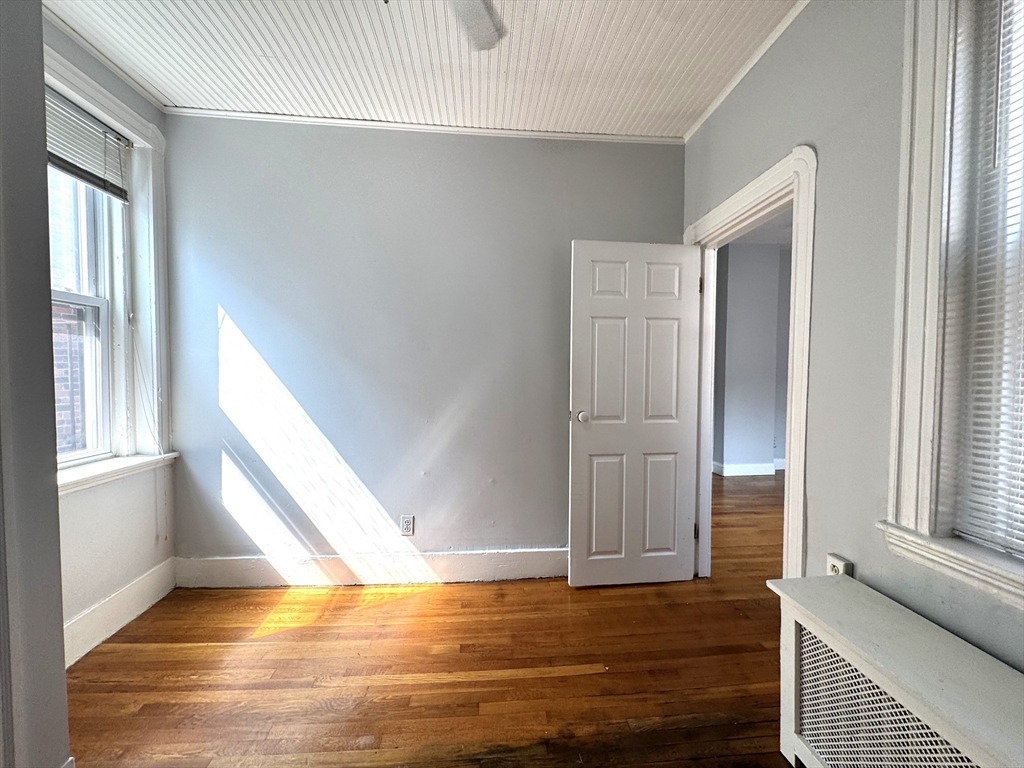 11 Irving Street, Unit 7 Boston, MA 02114 - Photo 5 of 10