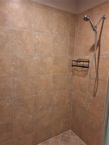 $3,500 | 1121 Riverscape Street, Bradenton, FL 34208