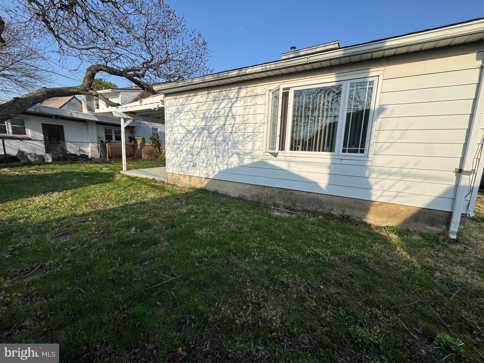 743 Hickory Road Secane, PA 19018 - Photo 5 of 20 Back of House -Yard