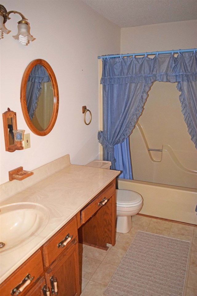 2310 Schenk Road Evansville, IN 47720 - Photo 16 of 36 Gallery Image 16