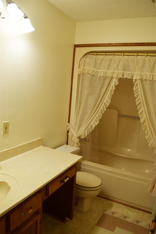 2310 Schenk Road Evansville, IN 47720 - Photo 22 of 36 Gallery Image 22