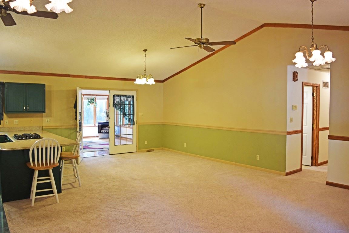 2310 Schenk Road Evansville, IN 47720 - Photo 8 of 36 Gallery Image 8