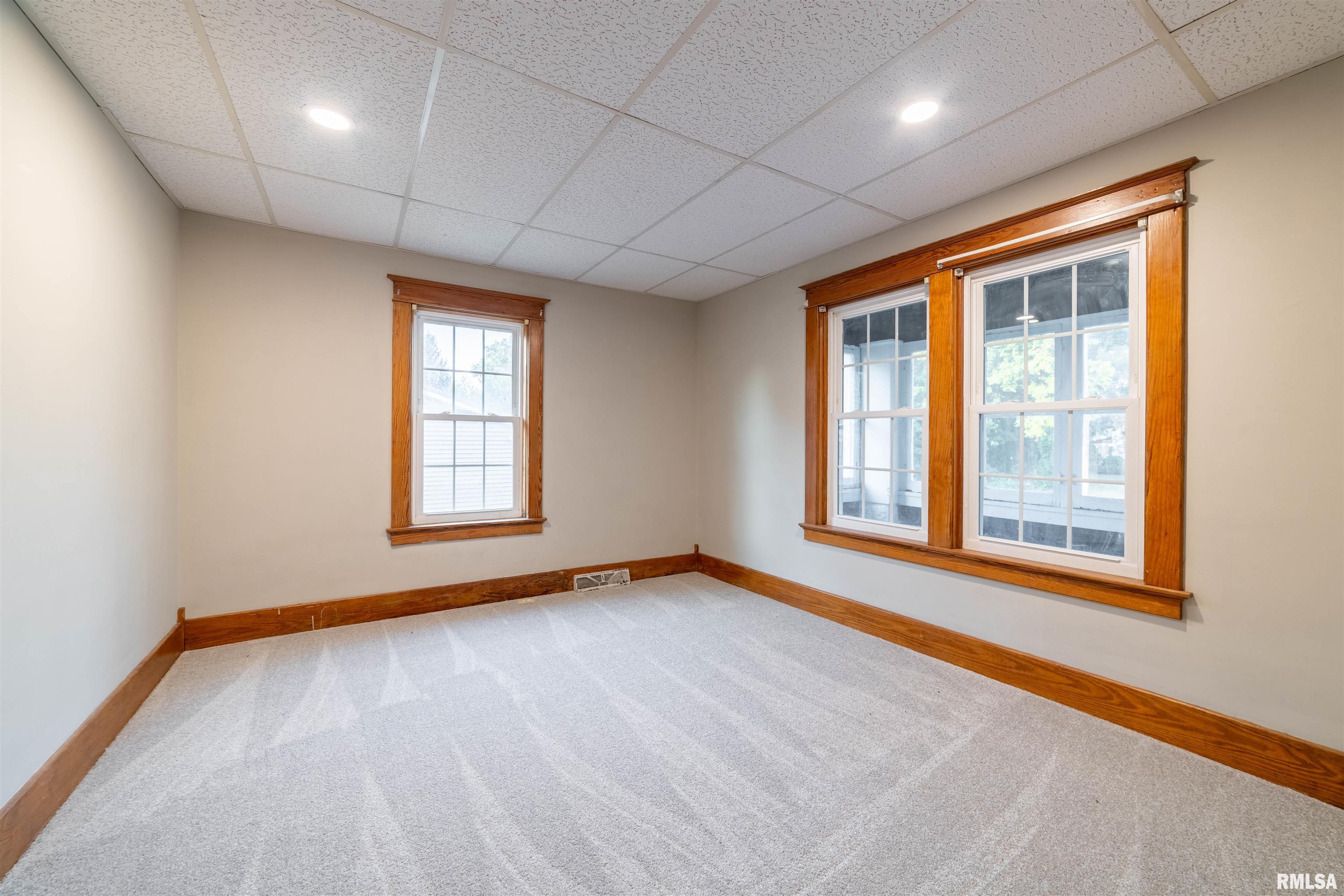 1324 North 6th Street Quincy, IL 62301 - Photo 12 of 37