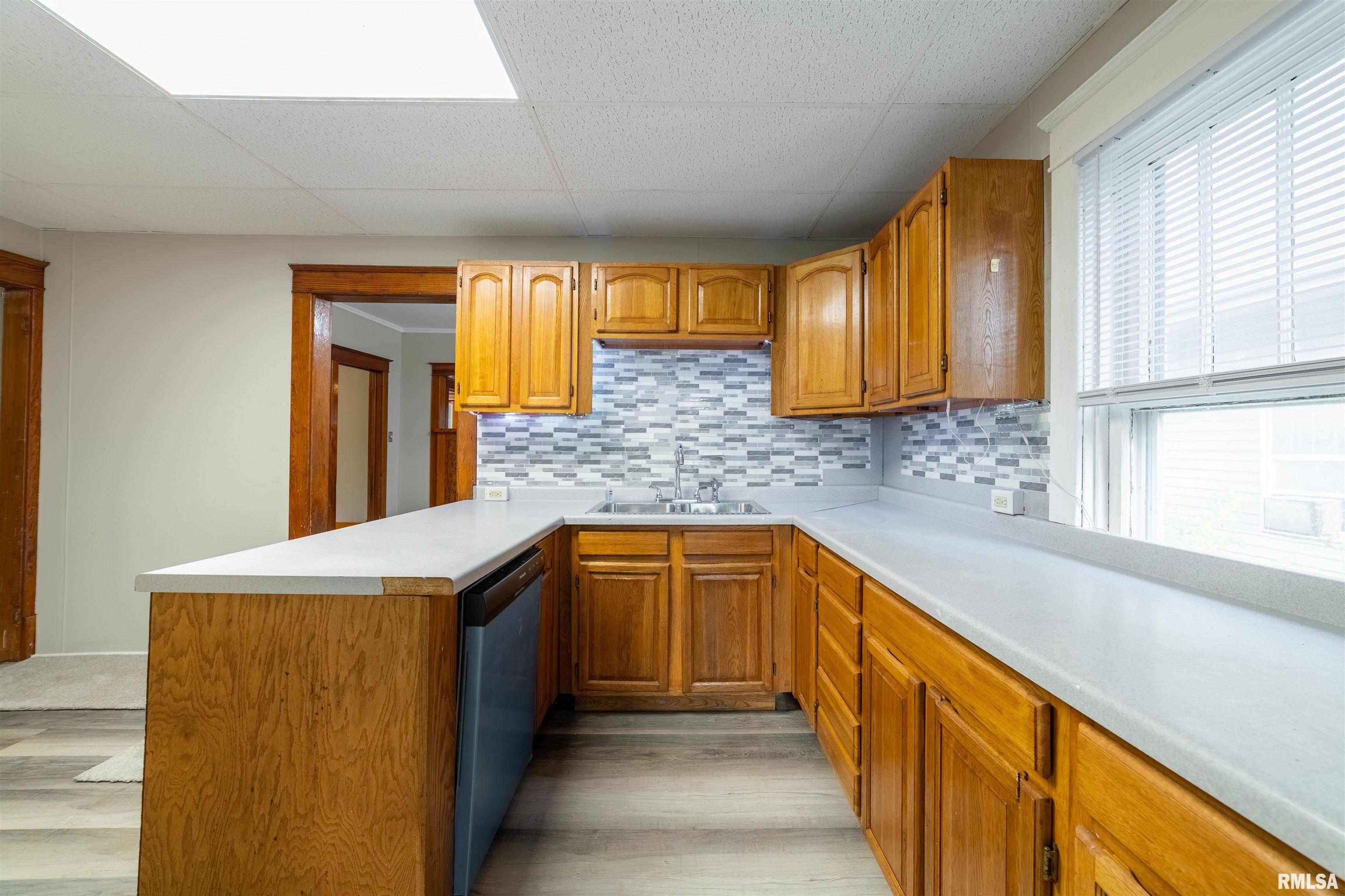1324 North 6th Street Quincy, IL 62301 - Photo 22 of 37