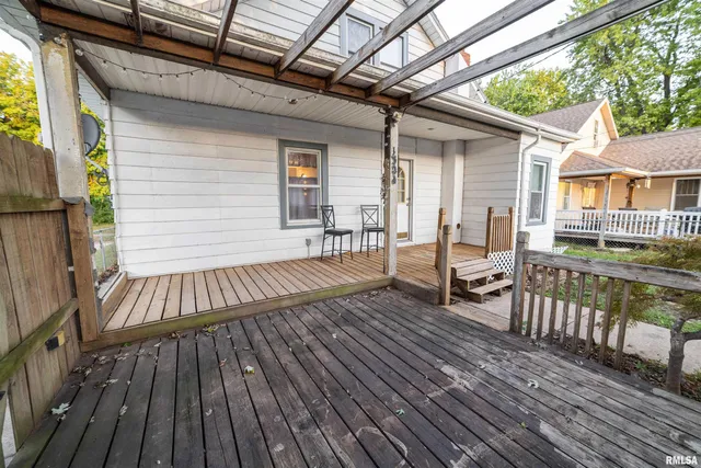 $136,500 | 1324 North 6th Street, Quincy, IL 62301