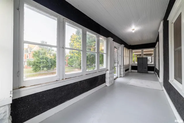 $136,500 | 1324 North 6th Street, Quincy, IL 62301