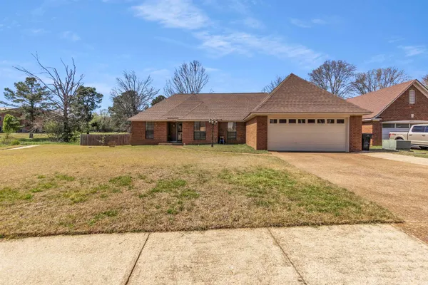 $290,000 | 3889 Oak Trace Cove, Bartlett, TN 38135