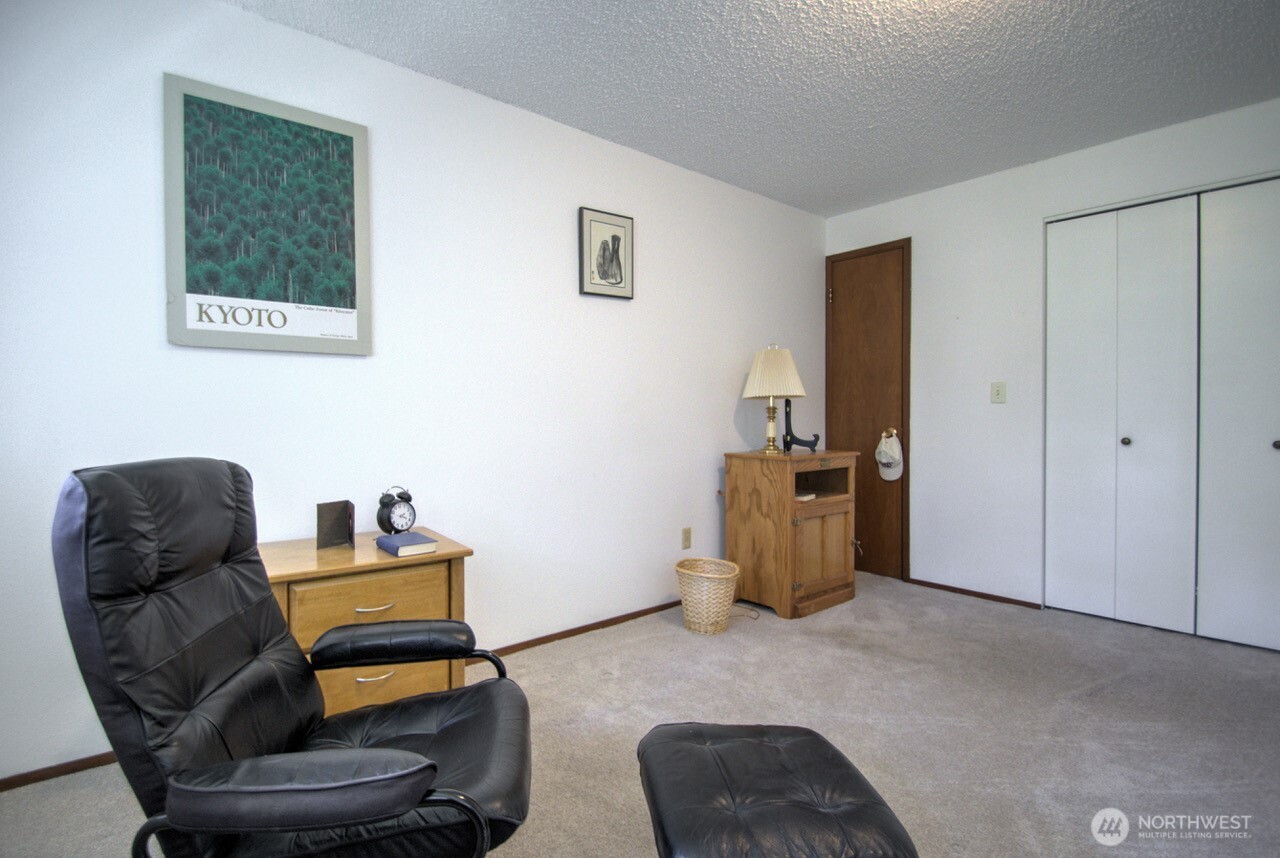 4703 Fairview Road Southwest, Unit 6 Olympia, WA 98512 - Photo 14 of 33