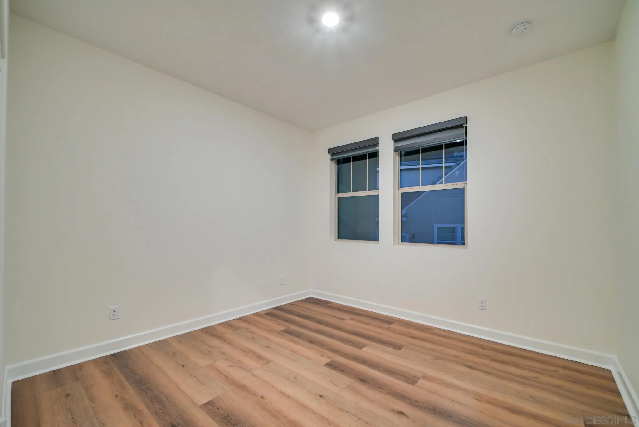 17296 Abbey Road Poway, CA 92064 - Photo 11 of 25